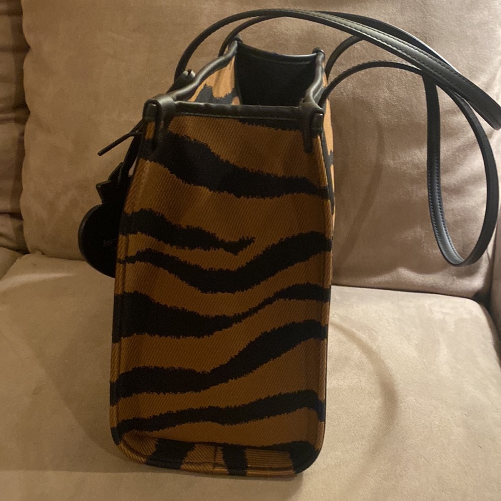 Kate Spade - Picture 5 of 6